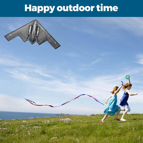 Heoniex B2 kite ready to fly with long line reel for easy control.
