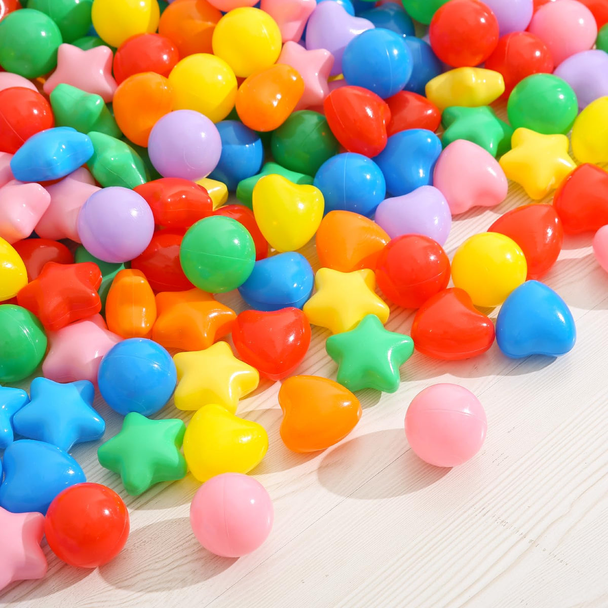 Heopeis BPA-free and phthalate-free balls ensuring safe kids play