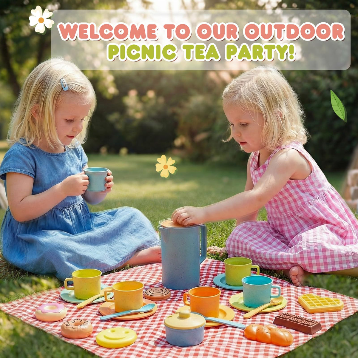 HERSITY picnic mat keeps playtime tidy indoors or outdoors.
