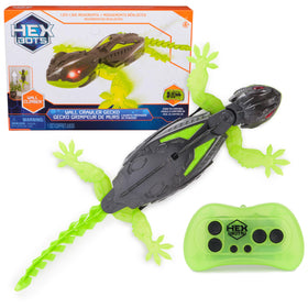 HEX BOTS Wall Crawler Gecko on the floor demonstrating lifelike crawling for pranks