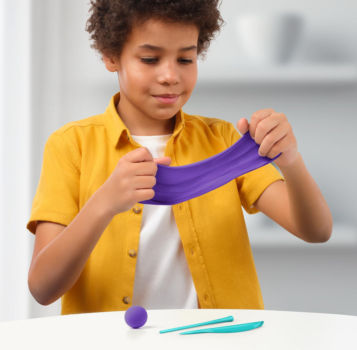 HEY CLAY air-dry-clay dries in 24 hours for quick crafts.