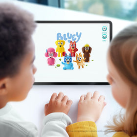 Colorful HEY CLAY figurines showing bright color mixing