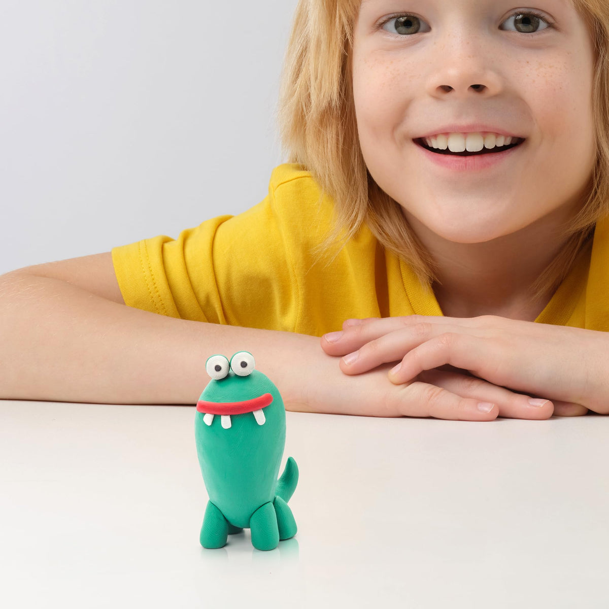 Monsters theme invites storytelling and imaginative play beyond construction