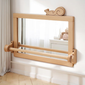 HI BABY MONMENT Montessori mirror with bar promotes exploration and motor skills.