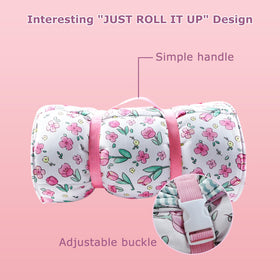Hi Sprout nap mat removable pillow enables flexible nap setup.