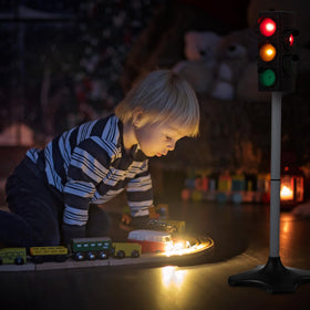 Hiboom traffic light toy packaging image shows two units ready for shared play