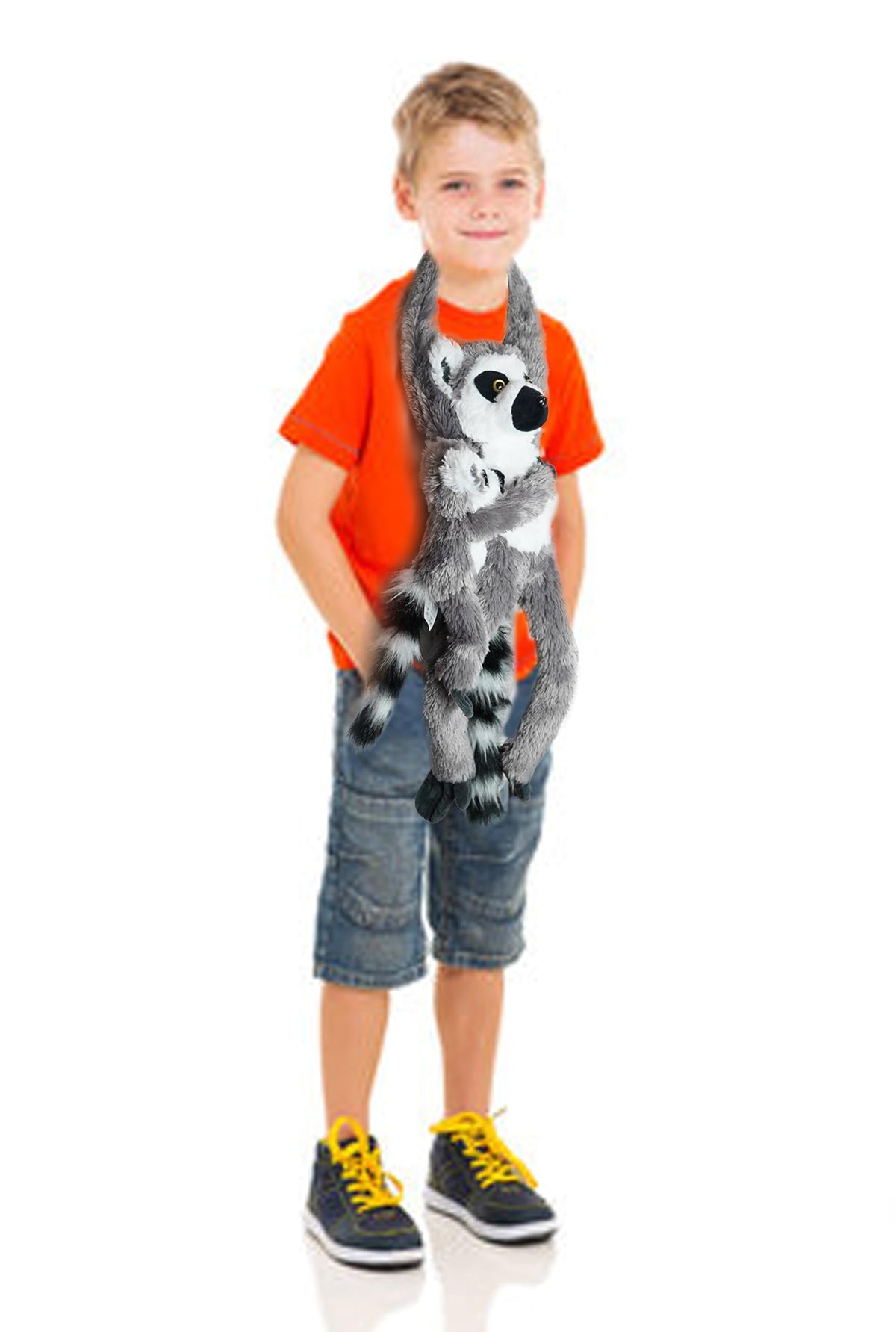 Hideekoog lemur hanging duo fosters interactive storytelling and roleplay