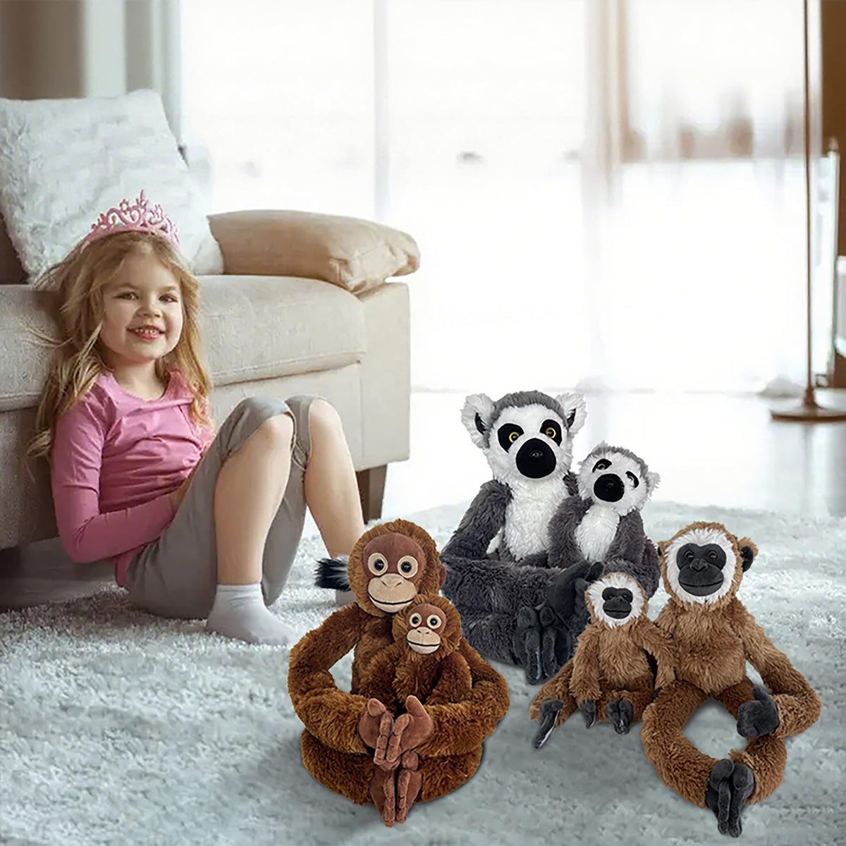 Hideekoog lemur plush uses hook-and-loop fasteners for simple setup