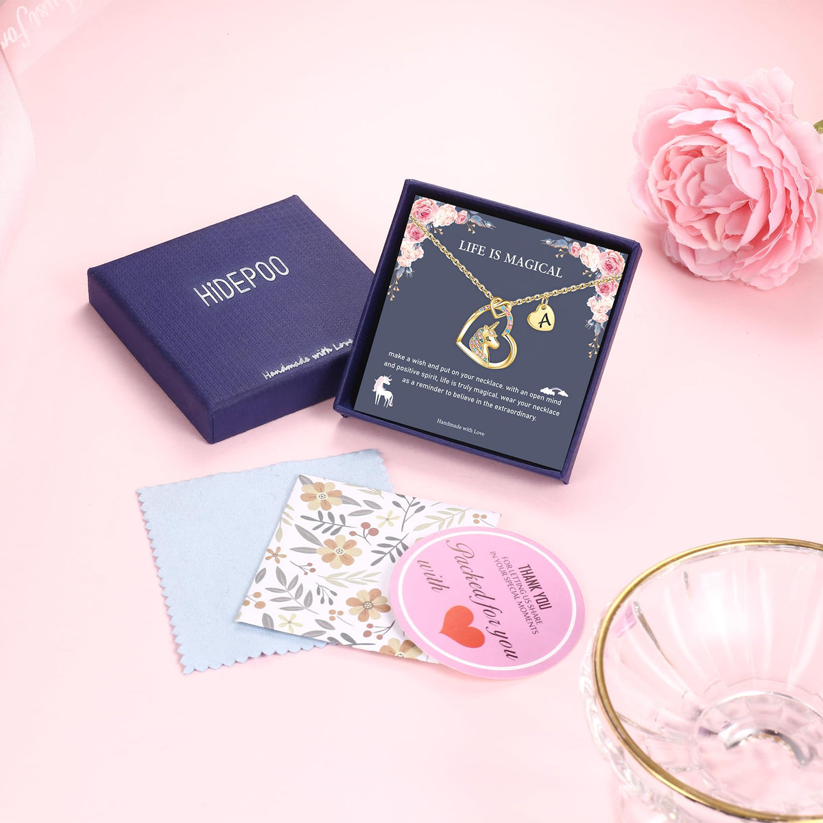 Hidepoo Unicorn heart design necklace suitable for everyday wear
