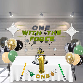 Hilgue The Child Is One cake topper creates a festive focal point for the cake.