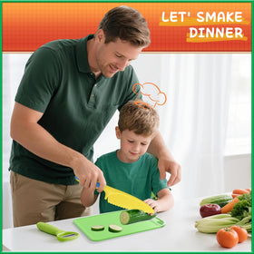 Hilsoeet crinkle cutter adds texture for cutting play.