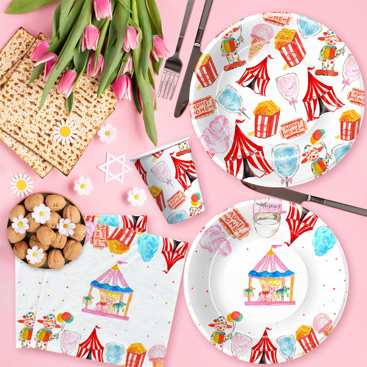 HIPVVILD Circus tablecloth for a vibrant party backdrop.