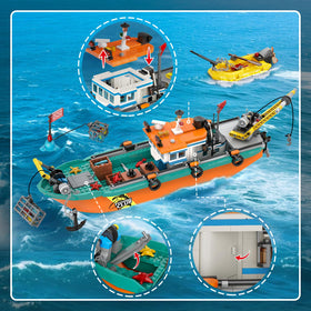 HiWEEGO fish containers enable pretend catches and sales at the pier.