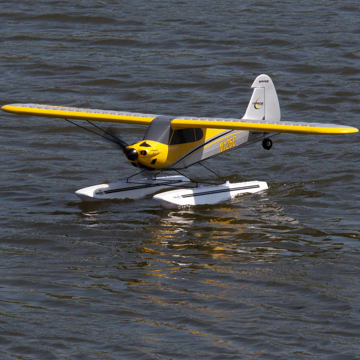 HobbyZone 10x8 propeller boosts lift and performance on floats