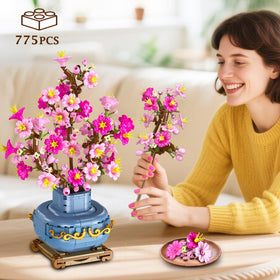 HOGOKIDS Vibrant blossoms stay vivid without watering for easy upkeep.