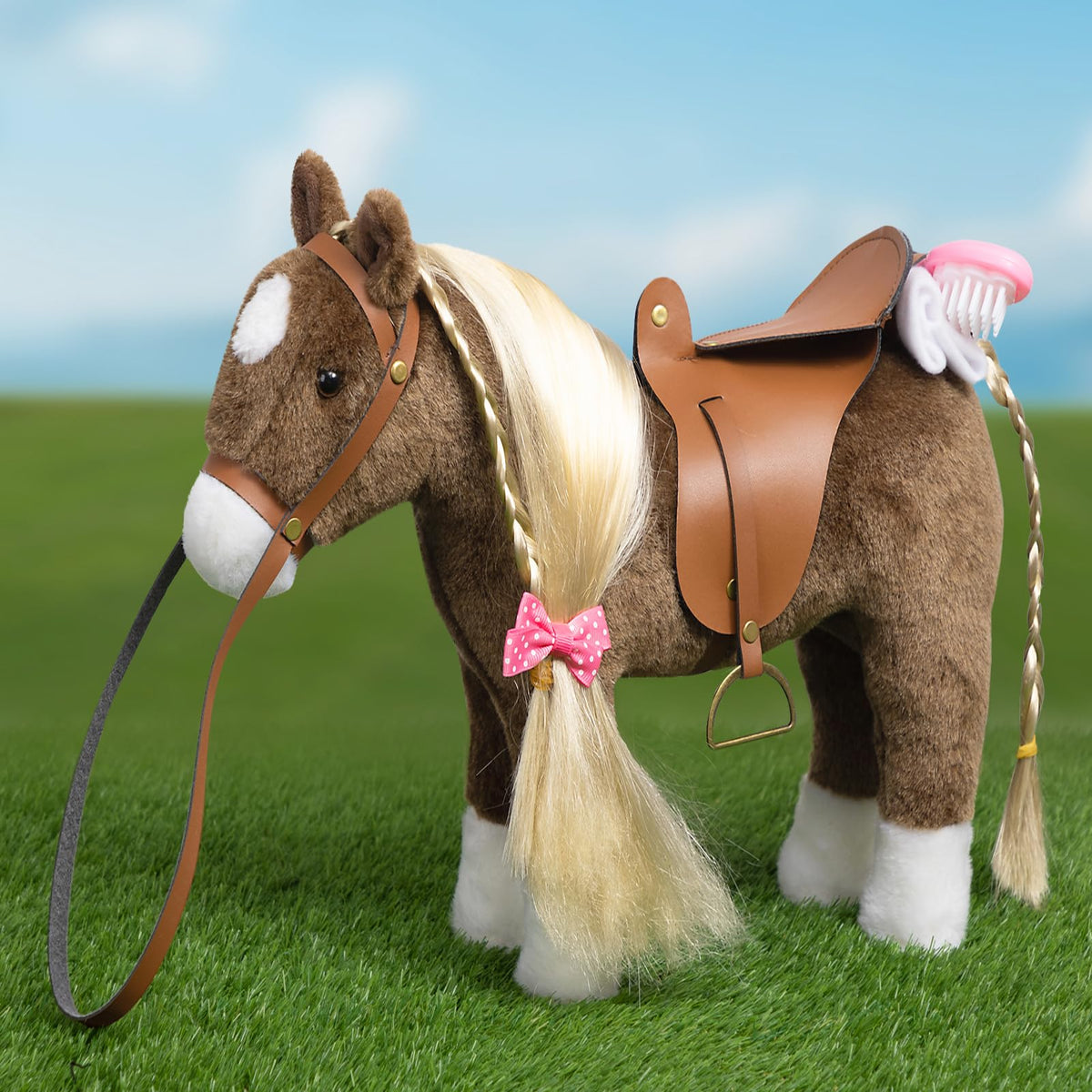 HollyHOME towel included for pretend care and cleanup after play