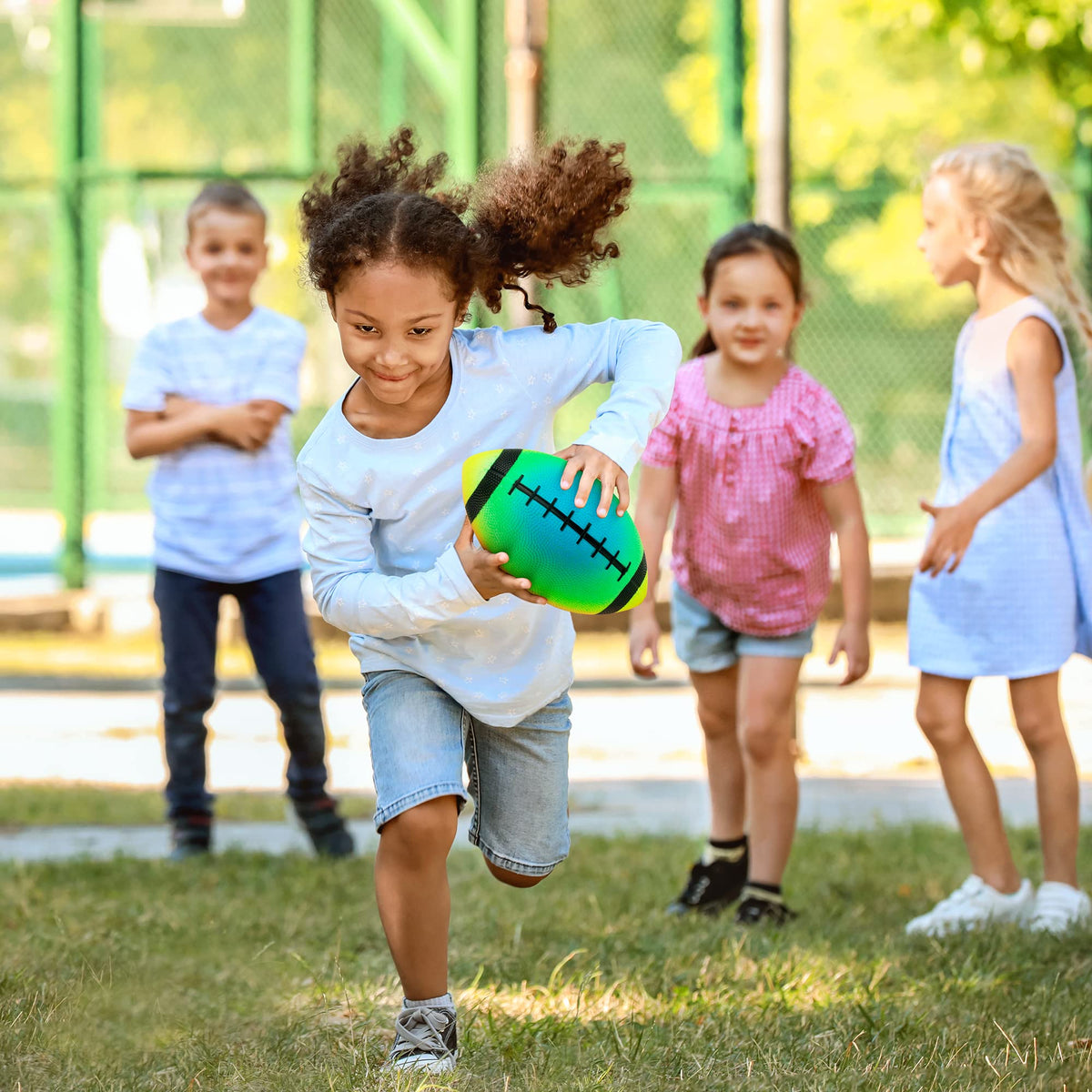 Homotte 8.5-inch volleyball ball for sand or court fun