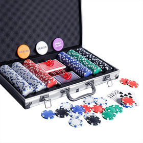 Homwom Poker Chip Set 300pcs laid out for a game night