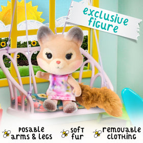 Honey Bee Acres tree house 21 piece set supporting creative storytelling