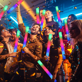 HONLYNE foam glow sticks show LED flashing colors for lively events.