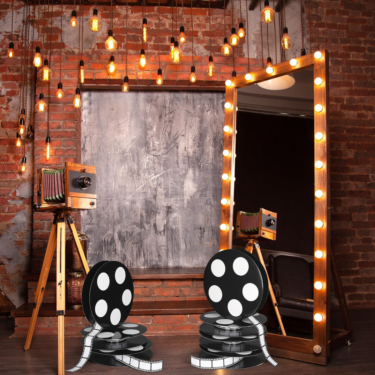 Honoson cinema-theme party decor enhances visibility and ambiance at gatherings.