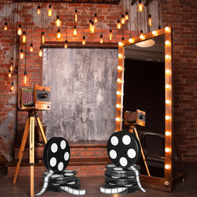 Honoson cinema-theme party decor enhances visibility and ambiance at gatherings.