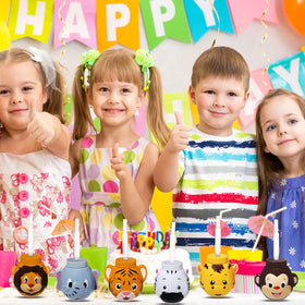 Hoolerry zoo cups giraffes motif, kid-friendly and reusable for celebrations.