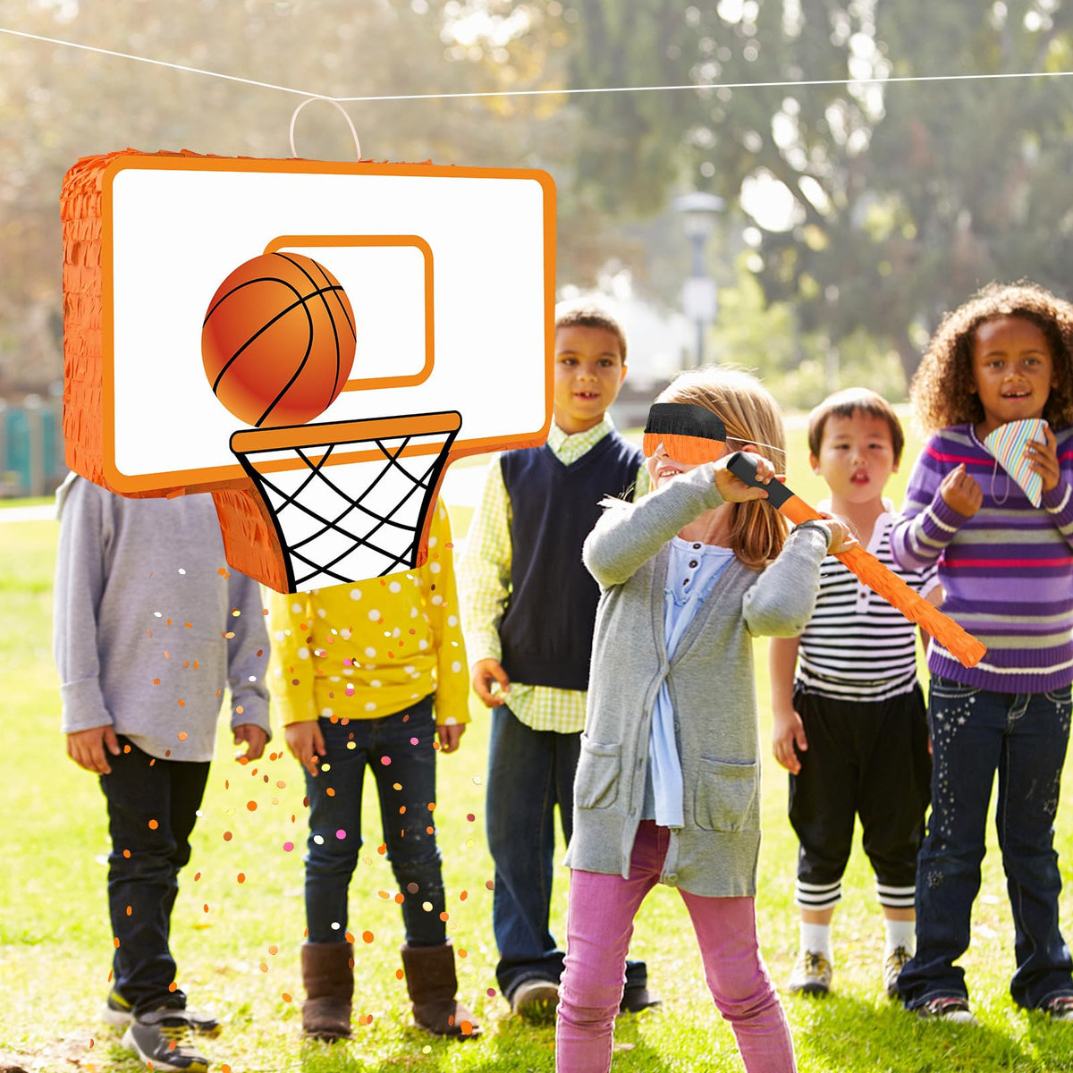 Hooqict blindfold included for a playful, suspenseful game.