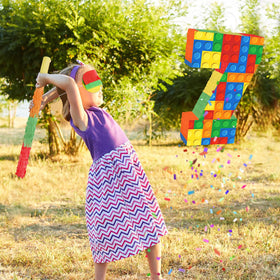 Hooqict cardboard construction supports durable, longer play.