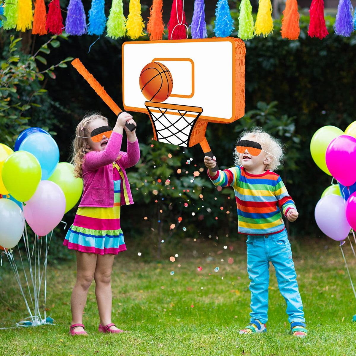 Hooqict pinata candy reveal during kids' party activity.