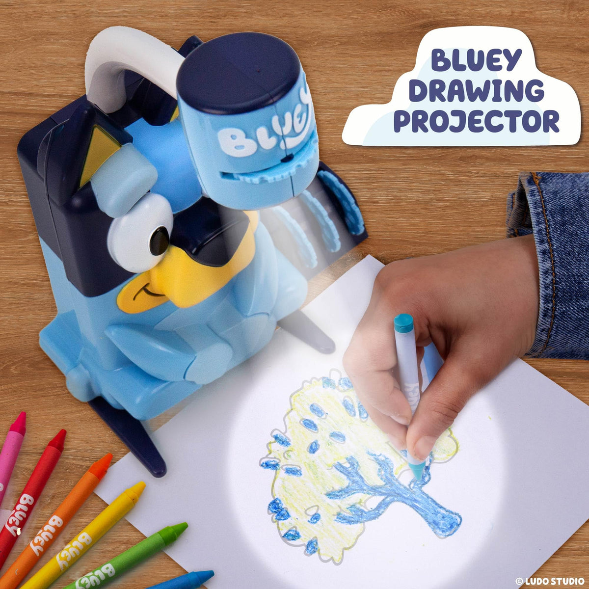 Bluey Draw ’N Create slides for tracing engaging Bluey moments.