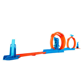 Hot Wheels 1:64-scale die-cast car included for immediate racing