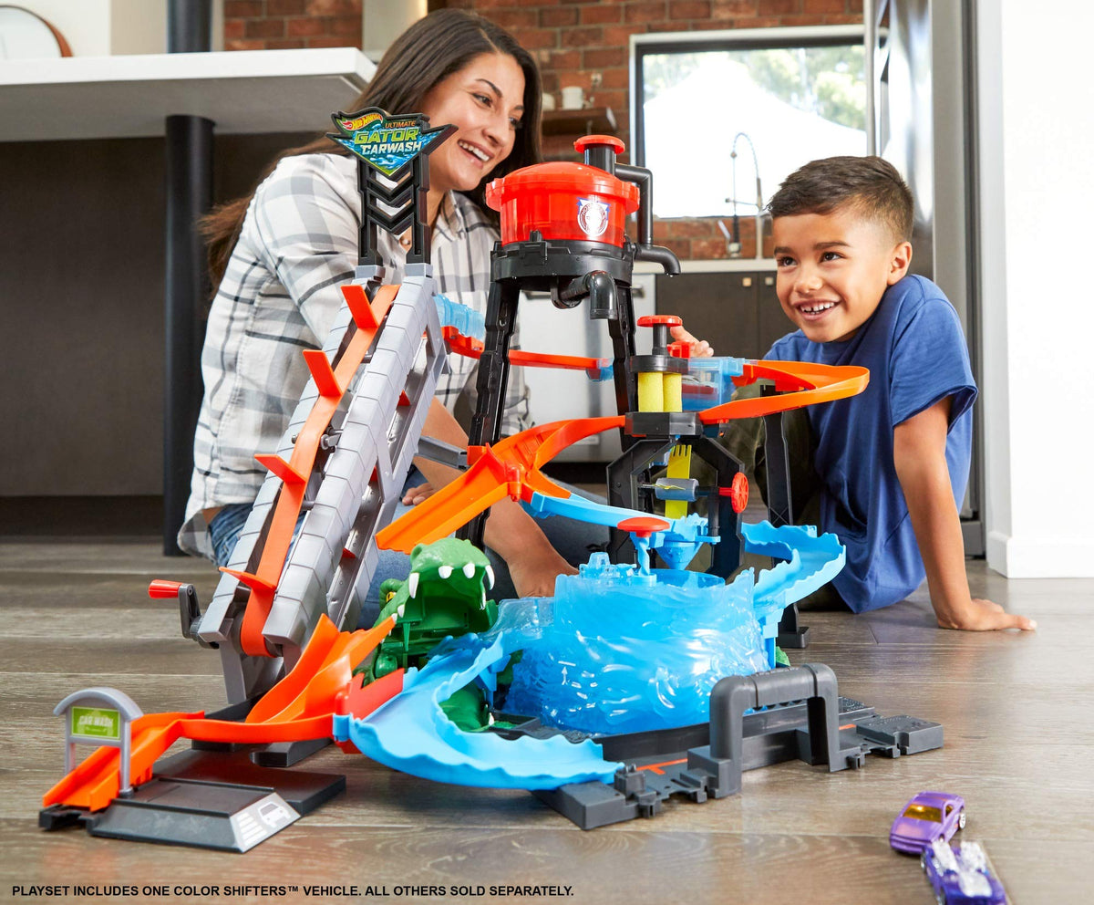 Hot Wheels City Car Wash compatibility with other sets expands adventures
