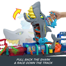 Hot Wheels icy water tank triggers color shift for deco refresh.