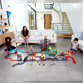 Hot Wheels fuel can stunt box closed with built-in storage to keep parts organized