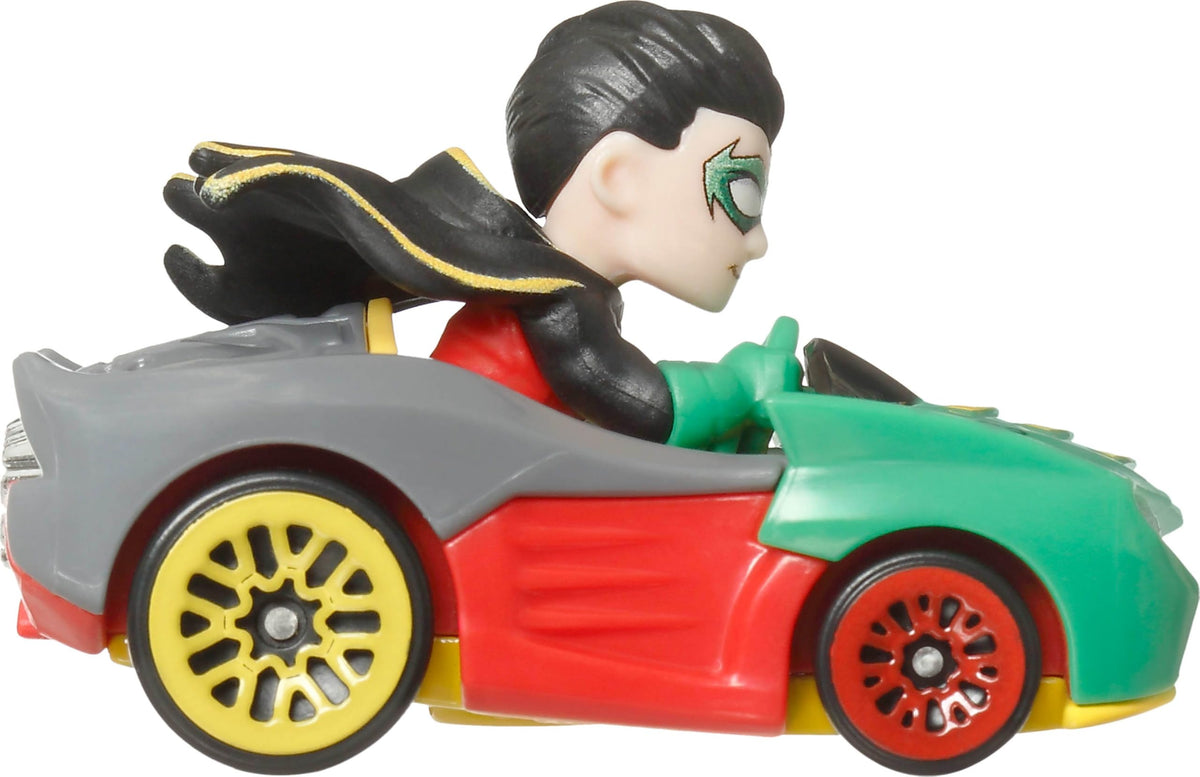 Hot Wheels RacerVerse track-action shot highlights dynamic play on tracks.