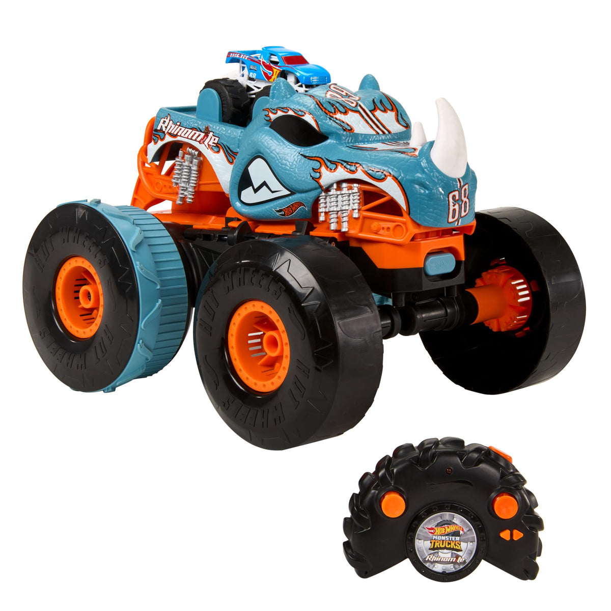 Hot Wheels 2.4 GHz remote minimizes interference during multi-vehicle play.