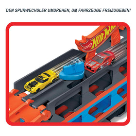 Hot Wheels Speedway Hauler cab dual-launcher enables head-to-head races.