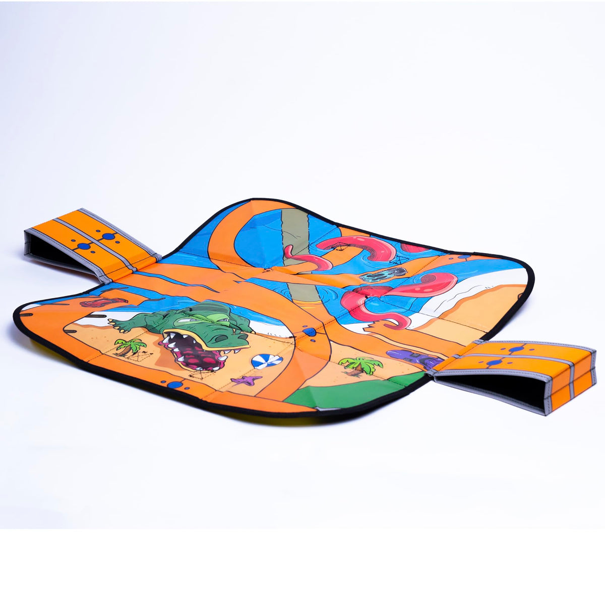 Hot Wheels Tara ZipBin Ramp It Up easy-clean materials simplify cleanup after play.