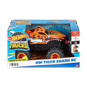 Hot Wheels Tiger Shark RC battle-ready pose for head-to-head play