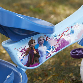 Huffy Disney Frozen 2 trike blue color scheme improves visibility and charm.