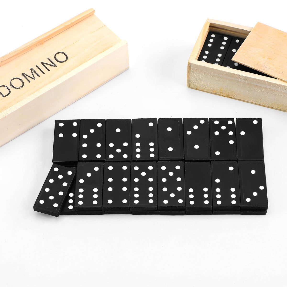 Hungdao dominoes at table — family game night essential.
