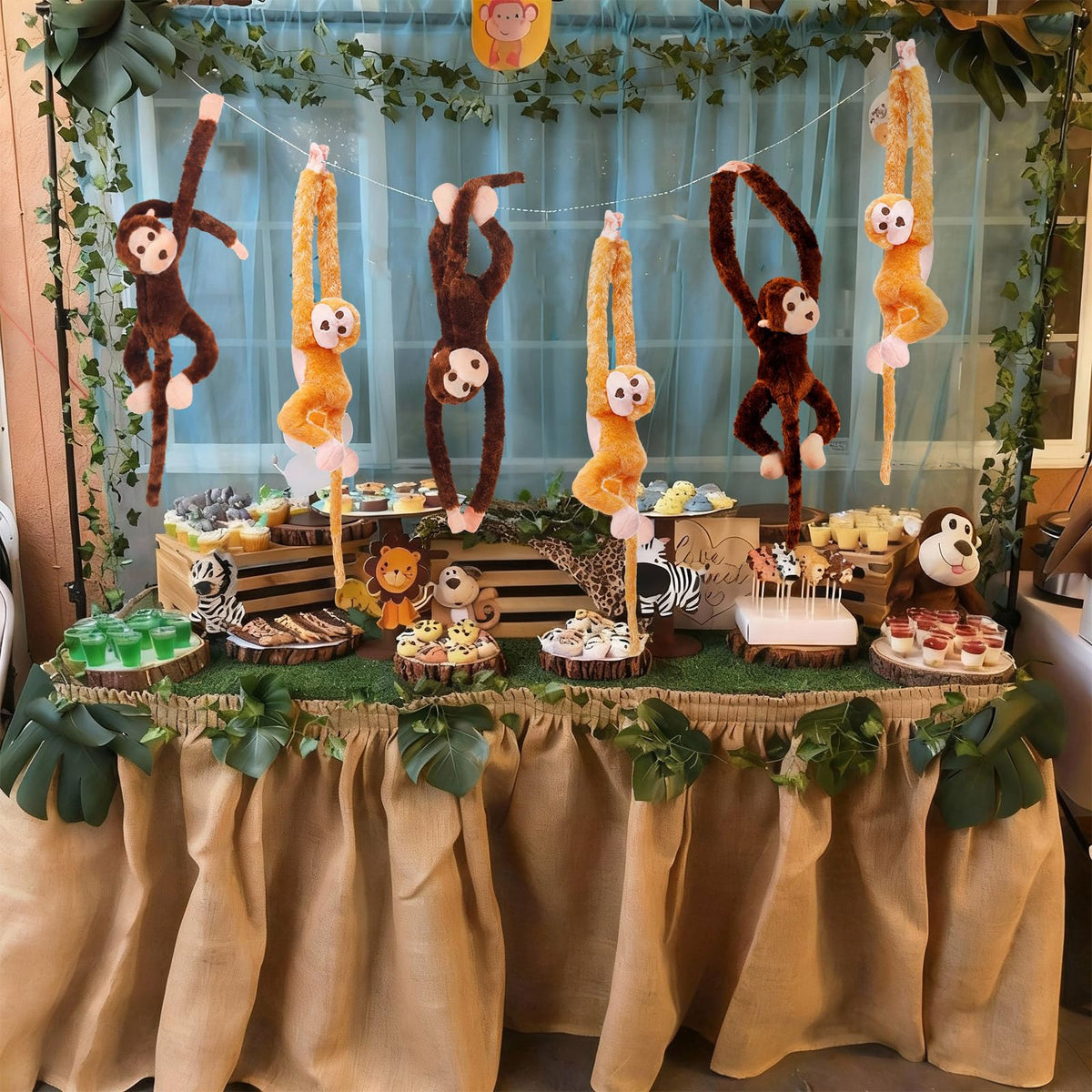 Hungdao six-pack monkey decor ideas for celebrations.