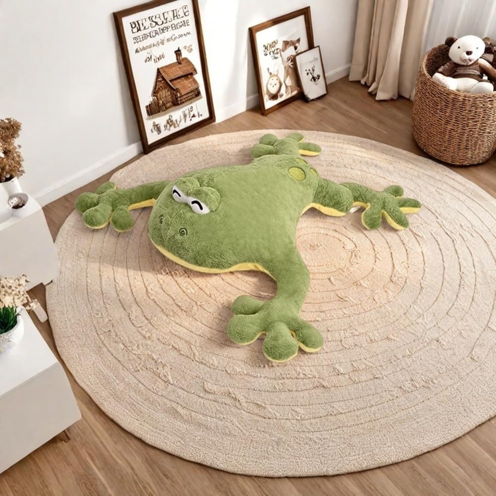 Huniupore large frog plush, a cozy snuggle buddy during reading time.
