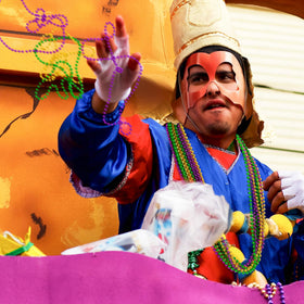 Huskein beads spark festive energy at weddings and dress-up parties.