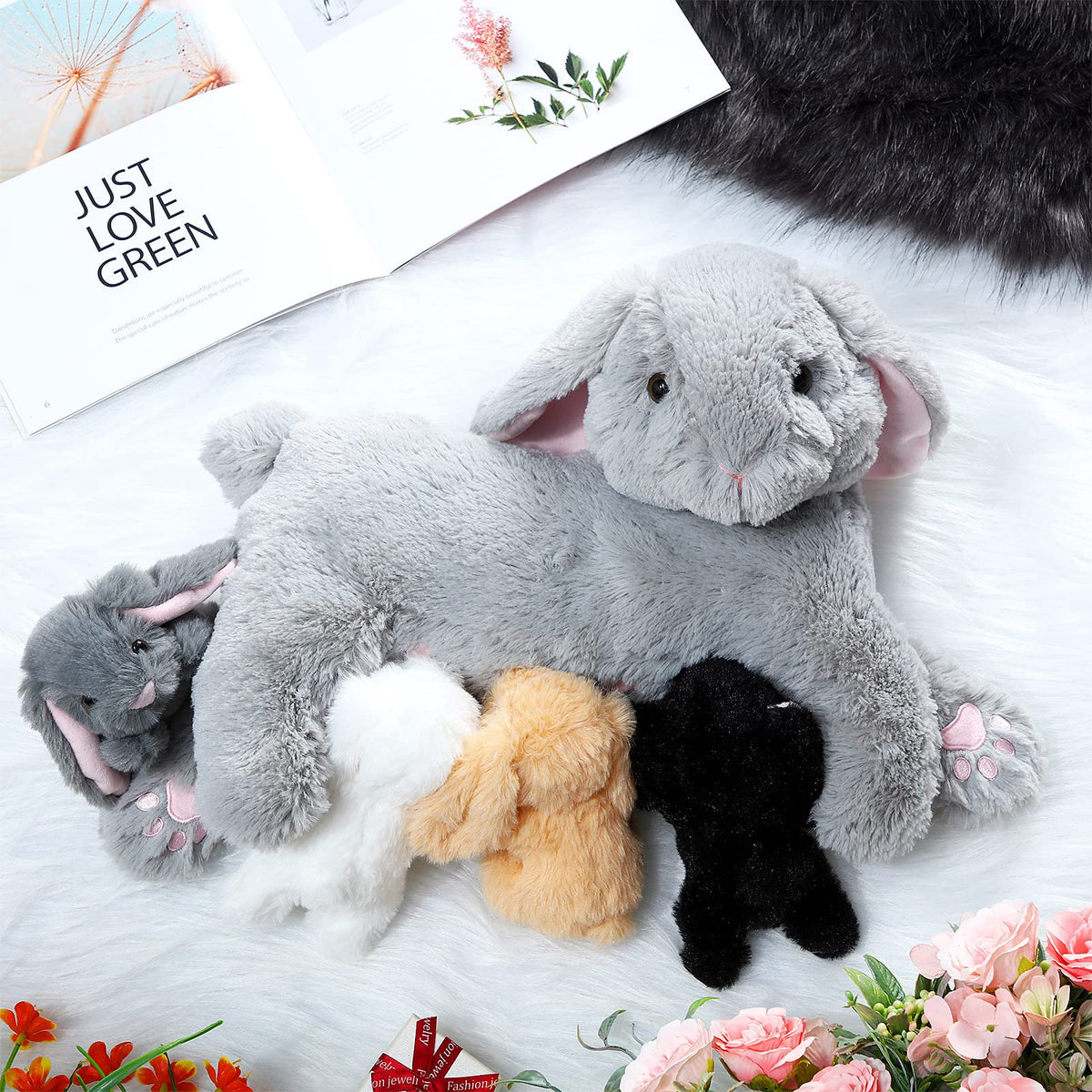 HyDren bunny toy set arrives in gift-ready packaging for occasions.