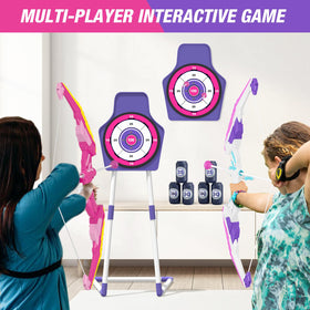 HYES two quivers keep arrows organized during play.