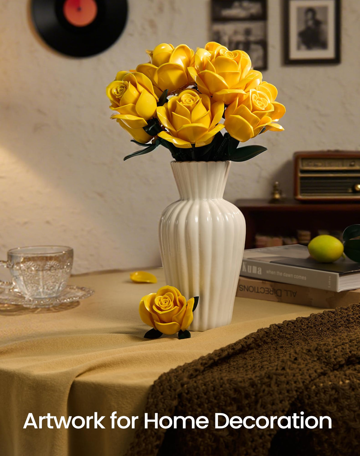 iATOM swingable petals and die-cast core enable simple assembly.
