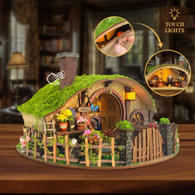 IBOHEYE forest house kit removable back cover enables easy scene swaps