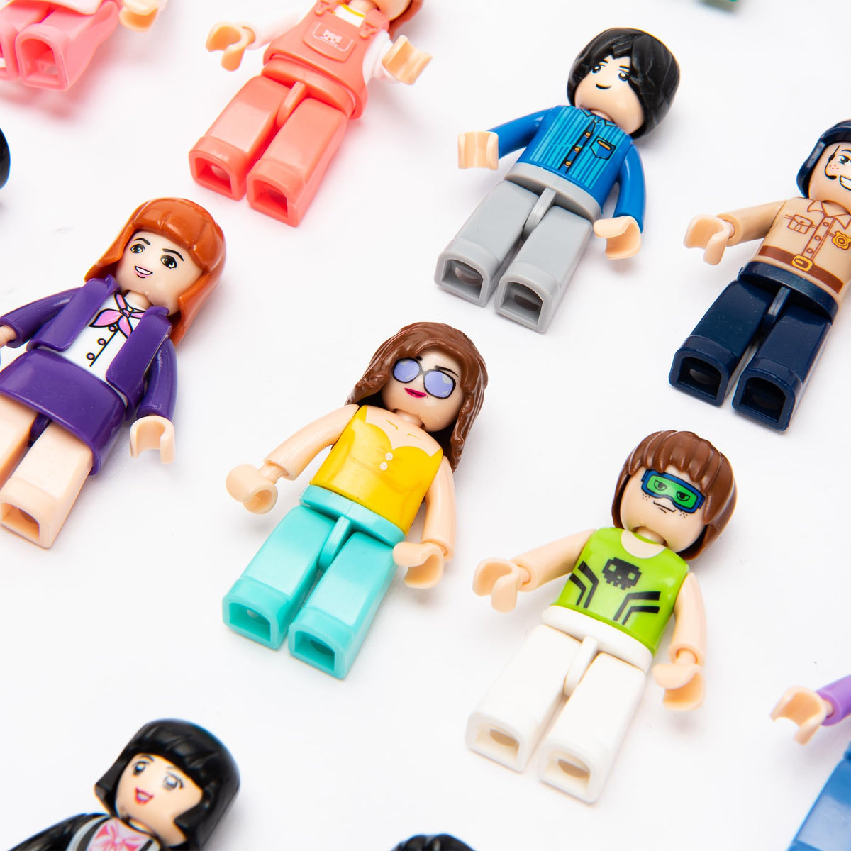 Icyhit superhero fantasy space minifigs for imaginative adventures.